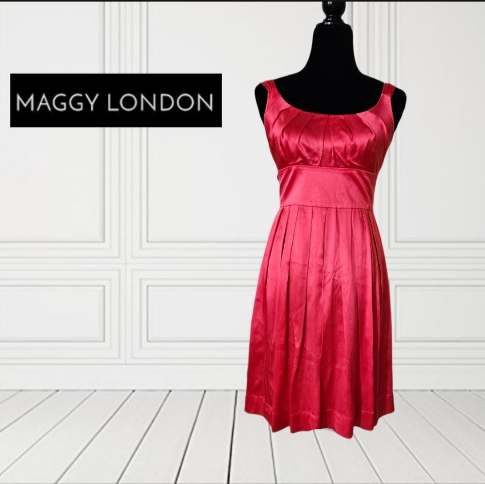 Maggy London Petite Dress